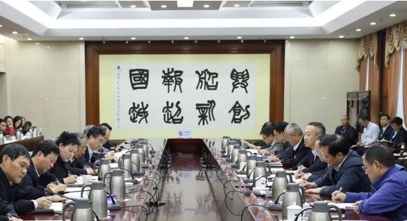 集團公司召開第一批“不忘初心、牢記使命”主題教育整治整改“回頭看”暨第二批工作推進會